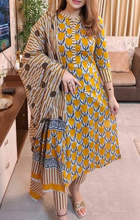 New Stylish Print Three Piece