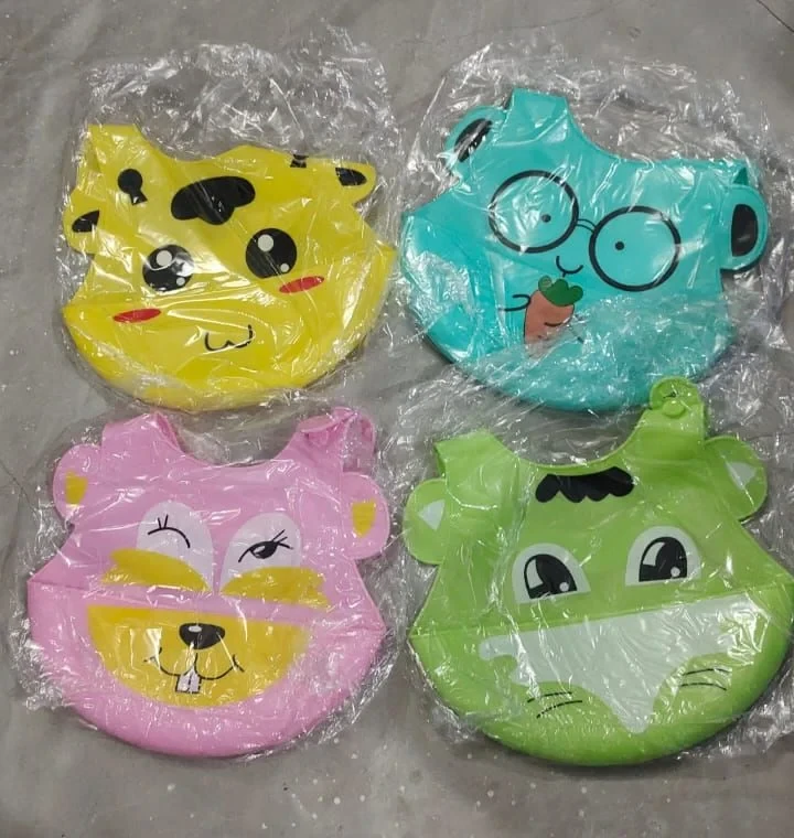 1pcs Silicone Baby Bip/ Bib/ Bibs With Food Catcher – Multiple Color Available