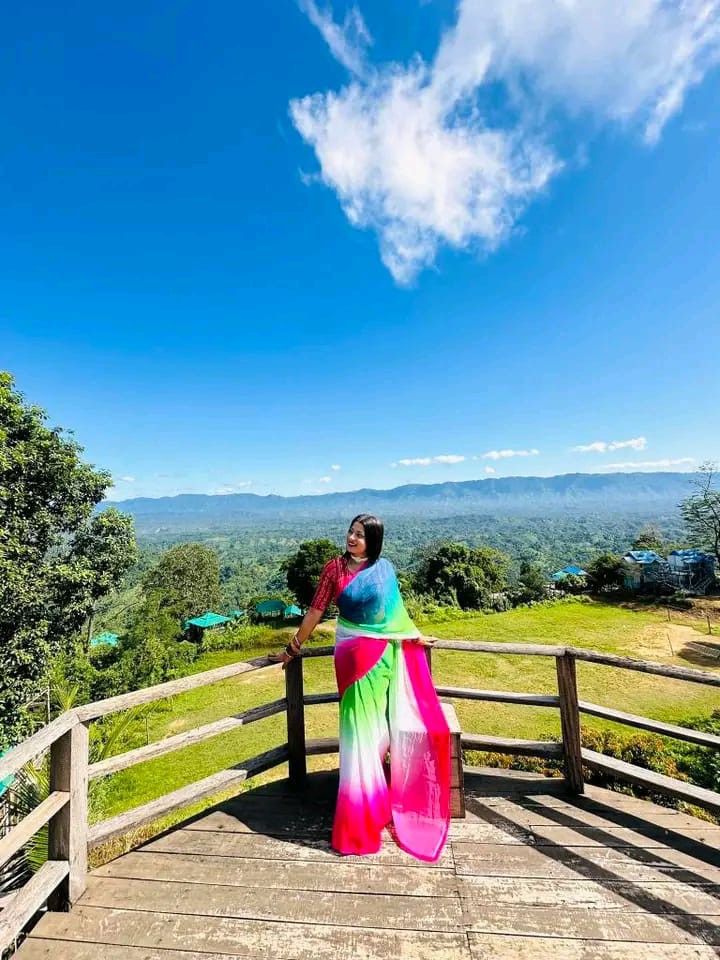 Rainbow jorget sharee