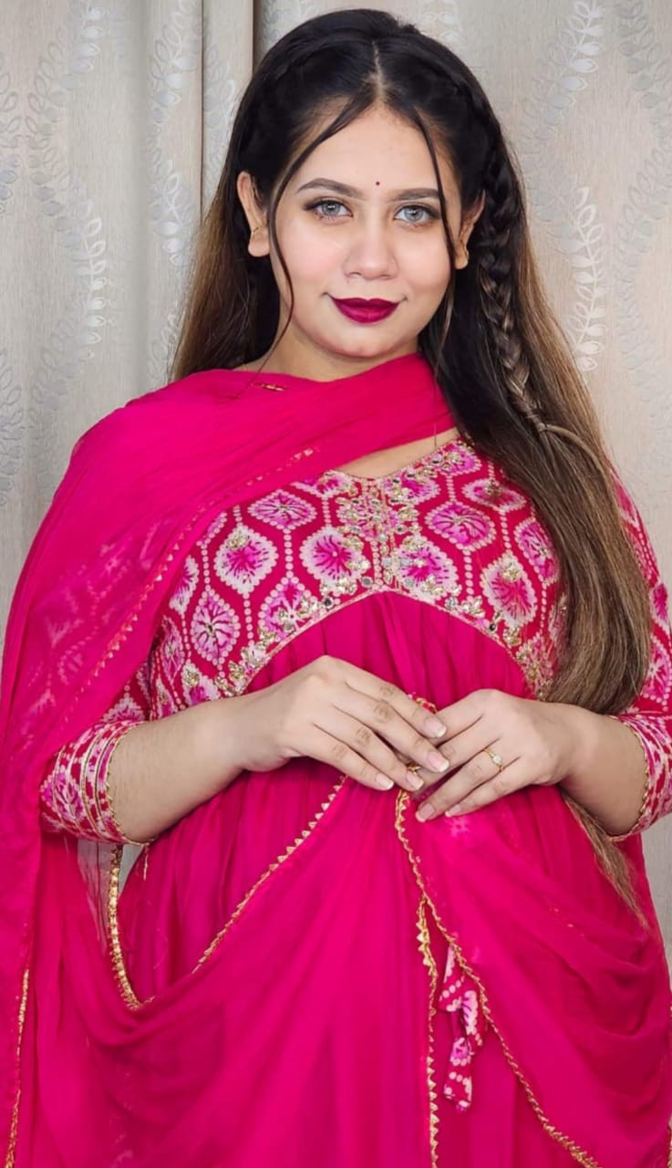 Alia Cut Three Piece