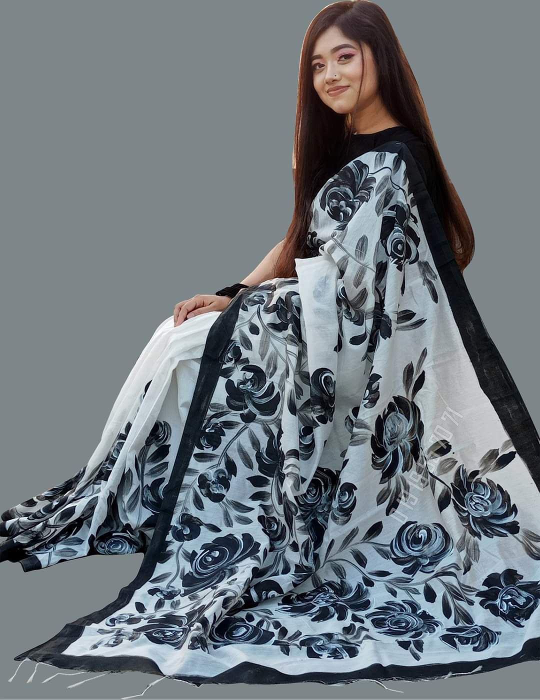 White Color Hand Print Half Silk Saree