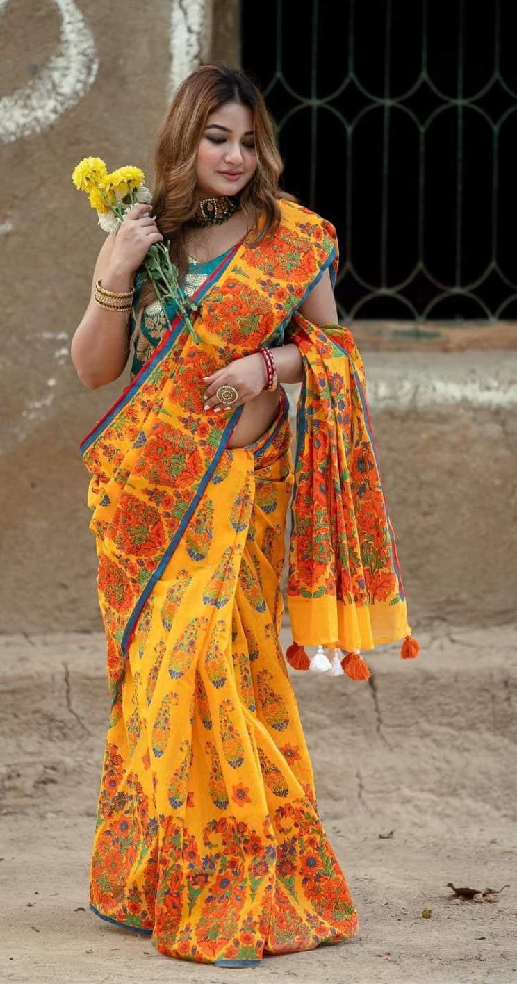 Best Dhupian Half Silk Skin Print Saree