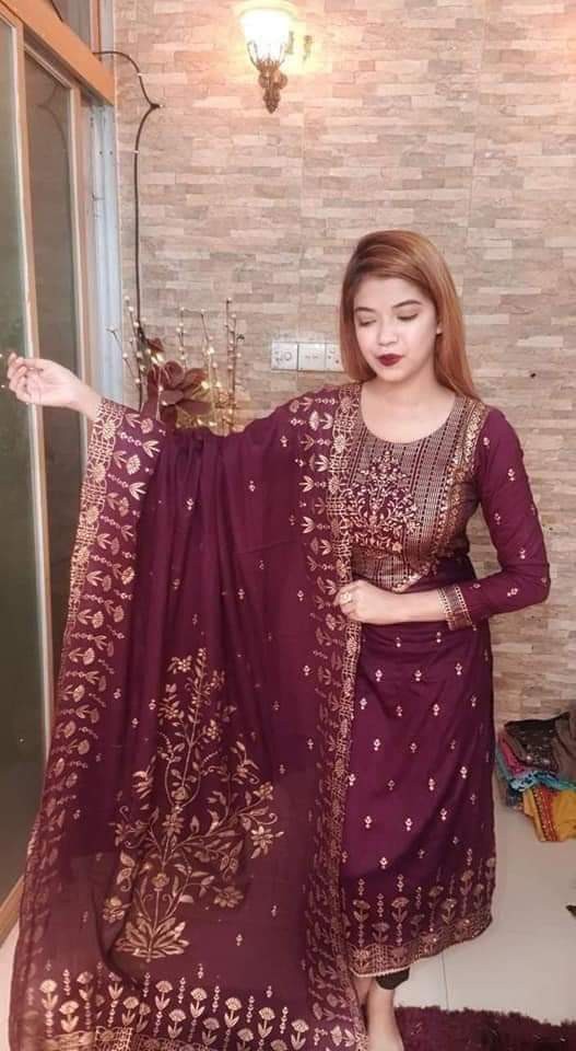 shalwar kameez design For Women