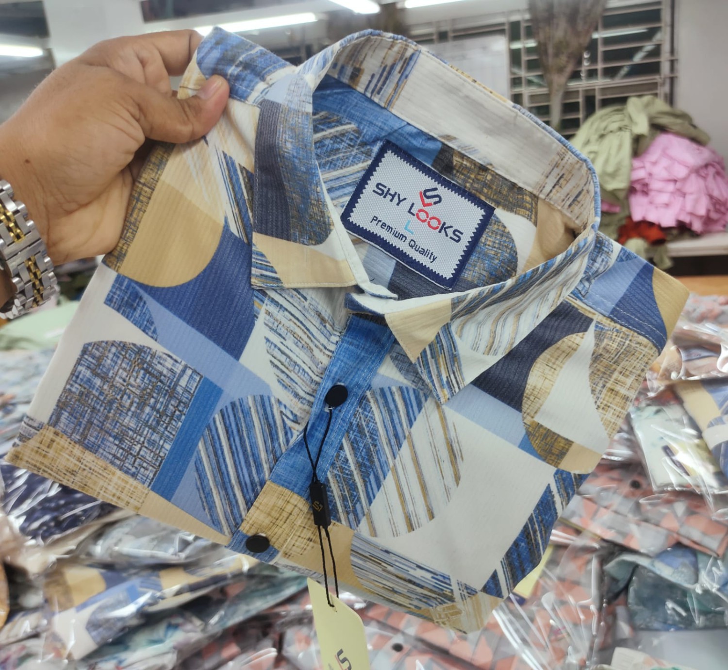 Luxury Spandex Print Shirt  (2)