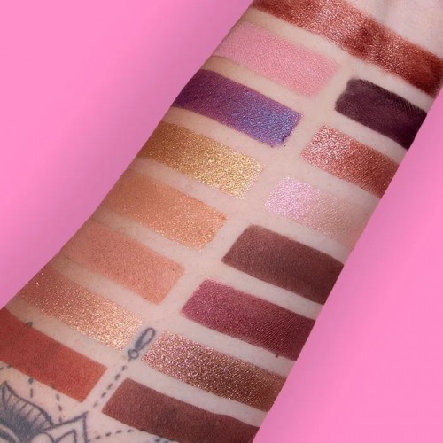 Technic Persuasion Pressed Pigment Eyeshadow Palette